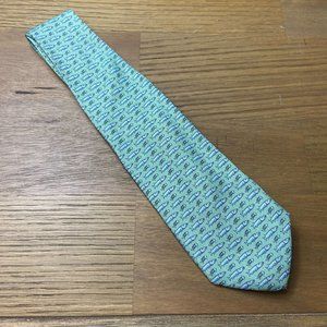 New Vineyard Vines Tie